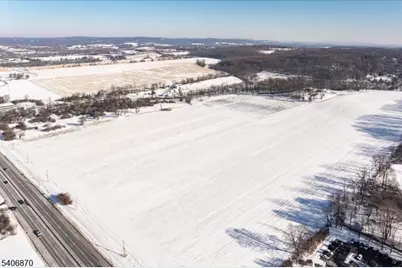 65 Valley Crest Rd, Clinton Township, NJ 08833 - Photo 3