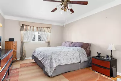 1 Oak Grove Rd, Raritan Township, NJ 08822 - Photo 13