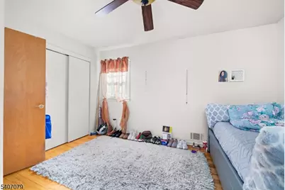 1 Oak Grove Rd, Raritan Township, NJ 08822 - Photo 17