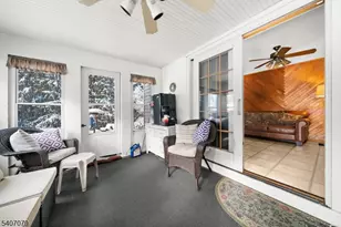 1 Oak Grove Rd, Raritan Township, NJ 08822 - Photo 13