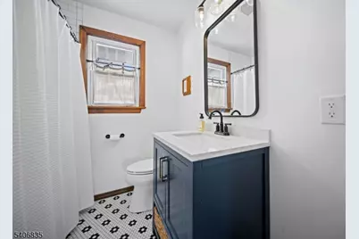 367 Van Winkle Avenue, Hawthorne, NJ 07506 - Photo 25