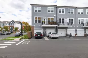 4 Sadie Cir, Union Township, NJ 07083 - Photo 17