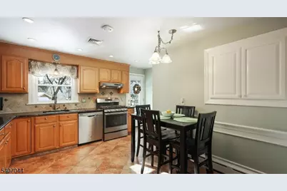 336 Roberts Ln, Scotch Plains Township, NJ 07076 - Photo 13