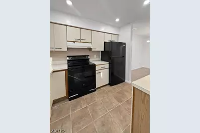 680 Union Ave #E1, Belleville, NJ 07109 - Photo 9