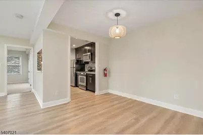 309 Stratford Pl, Bridgewater, NJ 08805 - Photo 3