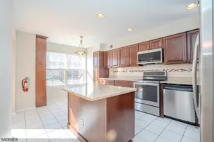 179 Salem Rd, North Brunswick Township, NJ 08902 - Photo 11