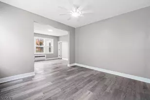 337 Leslie St, Newark, NJ 07112 - Photo 5