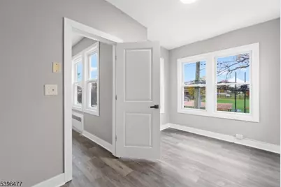 337 Leslie St, Newark, NJ 07112 - Photo 13