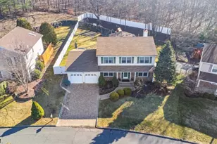 47 Chicopee Dr, Wayne Twp., NJ 07470 - Photo 39