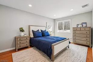 47 Chicopee Dr, Wayne Twp., NJ 07470 - Photo 25