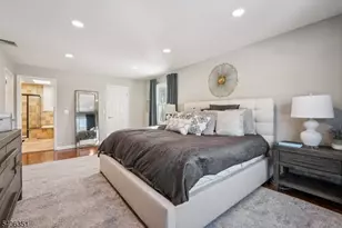 47 Chicopee Dr, Wayne Twp., NJ 07470 - Photo 21