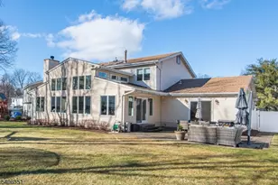 47 Chicopee Dr, Wayne Twp., NJ 07470 - Photo 33