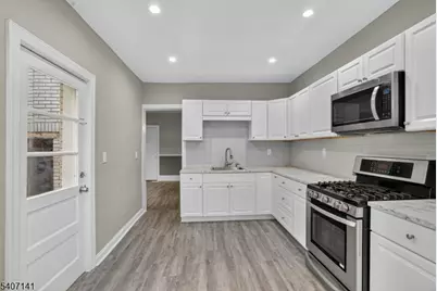 21 Reese Ct, Phillipsburg, NJ 08865 - Photo 15