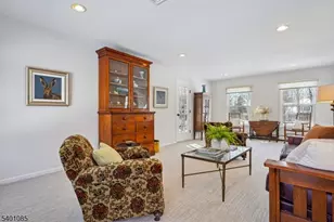 7 Hemlock Ln, Roxbury Township, NJ 07836 - Photo 5