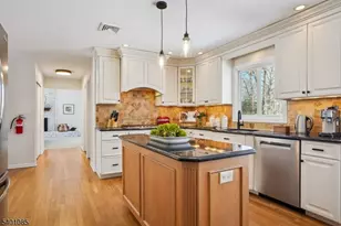 7 Hemlock Ln, Roxbury Township, NJ 07836 - Photo 13