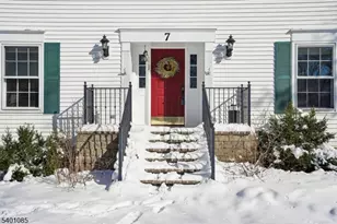 7 Hemlock Ln, Roxbury Township, NJ 07836 - Photo 3