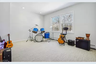 7 Hemlock Ln, Roxbury Township, NJ 07836 - Photo 27