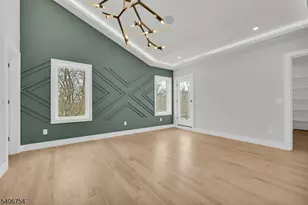 5 Locust Pl, Livingston, NJ 07039 - Photo 17