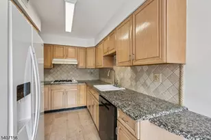 39 Cedarwood Terrace, Woodland Park, NJ 07424 - Photo 13