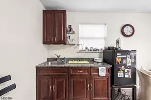 128 Baltimore Ave, Hillside, NJ 07205 - Photo 37