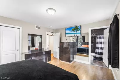 128 Baltimore Ave, Hillside, NJ 07205 - Photo 21