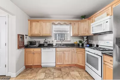 128 Baltimore Ave, Hillside, NJ 07205 - Photo 41