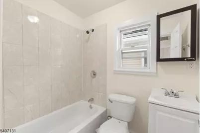 162 Columbia Ave, Newark, NJ 07106 - Photo 15