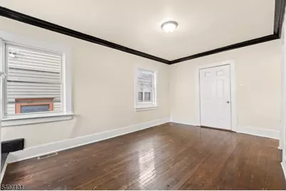 162 Columbia Ave, Newark, NJ 07106 - Photo 9