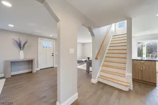 21 A Lombardy Pl, Maplewood, NJ 07040 - Photo 9