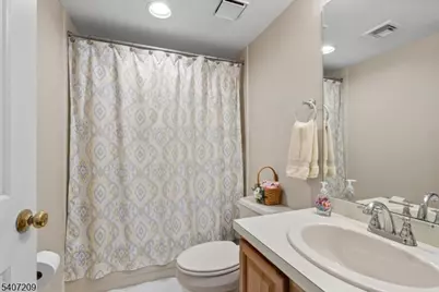 49 Boulder Run Rd, Paterson, NJ 07501 - Photo 17