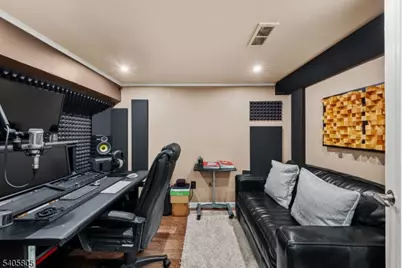 1779 Oak Hill Dr, Union Township, NJ 07083 - Photo 33