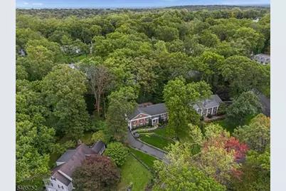 16 Little Wolf Rd, Summit, NJ 07901 - Photo 21