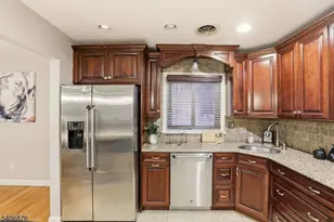 196 Russell Ave, Rahway, NJ 07065 - Photo 15