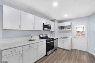 313 Mercer St, Phillipsburg, NJ 08865 - Photo 9