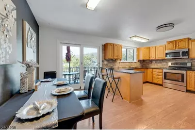 573 Dell Pl, Stanhope, NJ 07874 - Photo 7