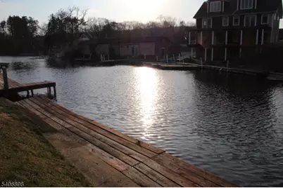 31 Ringwood La, West Milford, NJ 07421 - Photo 3