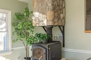 414 Mineral Springs Dr, Rockaway Township, NJ 07801 - Photo 9