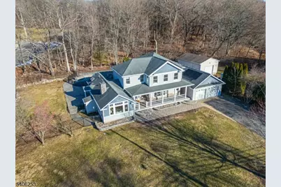 414 Mineral Springs Dr, Rockaway Township, NJ 07801 - Photo 3