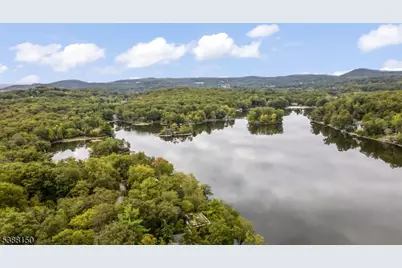 68 High Point Rd, Bloomingdale, NJ 07403 - Photo 41