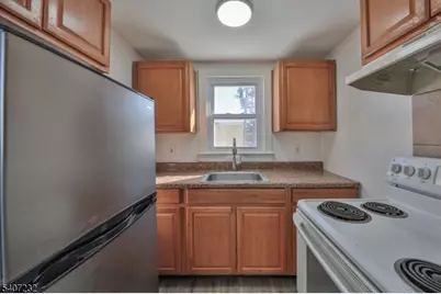 444 James St #B, Phillipsburg, NJ 08865 - Photo 11