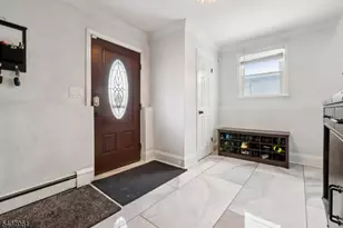 47 Cherokee Ave, Rockaway Township, NJ 07866 - Photo 3