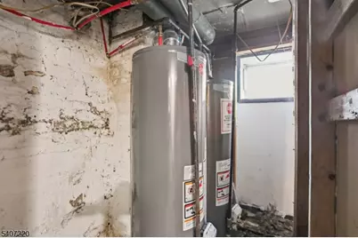 106 Wegman Pkwy, Jersey City, NJ 07305 - Photo 25