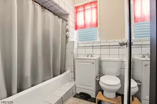 106 Wegman Parkway, Jersey City, NJ 07305 - Photo 19