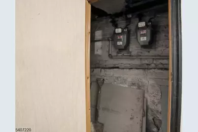 106 Wegman Pkwy, Jersey City, NJ 07305 - Photo 27