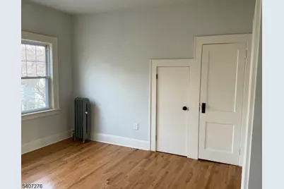 176 Weequahic Ave #1, Newark, NJ 07112 - Photo 17