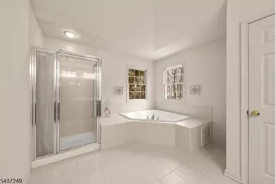 48 Bovensiepen Ct, Roseland, NJ 07068 - Photo 27