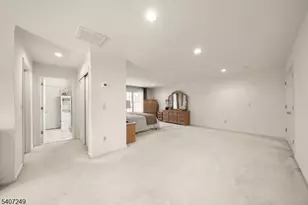 48 Bovensiepen Ct, Roseland, NJ 07068 - Photo 25