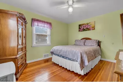 925 Woodland Ave, Union Township, NJ 07083 - Photo 17