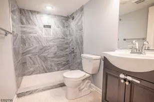 38 Mill St, Bloomfield, NJ 07003 - Photo 17