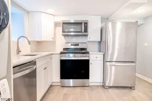 38 Mill St, Bloomfield, NJ 07003 - Photo 9